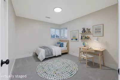 697 E Scott Avenue, Fresno, CA 93710 - Photo 26