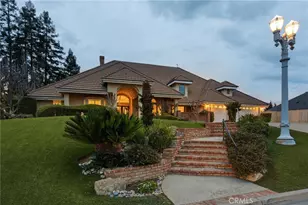 382 E Walnut Hill Ave, Fresno, CA 93720 - Photo 8