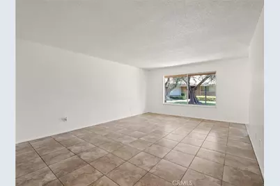 3725 N Fruit Avenue #B, Fresno, CA 93705 - Photo 8