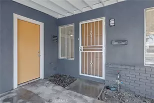 1432 N Locust St, Visalia, CA 93291 - Photo 4