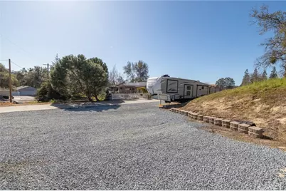 31020 Moccassin Court, Coarsegold, CA 93614 - Photo 6