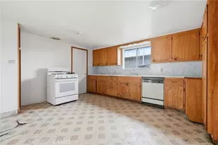 821 S 11th, Hanford, CA 93230 - Photo 16