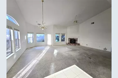 10168 N Price, Fresno, CA 93730 - Photo 12