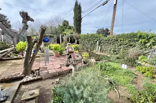 3823 E Holland, Fresno, CA 93726 - Photo 28