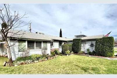 3823 E Holland, Fresno, CA 93726 - Photo 2