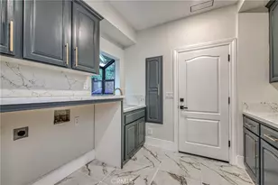 9381 N Woodmont Dr, Fresno, CA 93720 - Photo 40