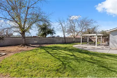 6615 N Babigian, Fresno, CA 93722 - Photo 32