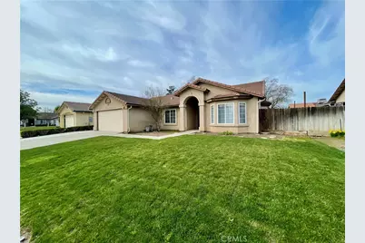 443 S Park, Kerman, CA 93630 - Photo 2