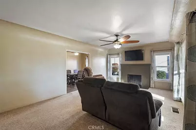 956 J, Los Banos, CA 93635 - Photo 12