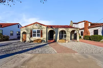 956 J, Los Banos, CA 93635 - Photo 1