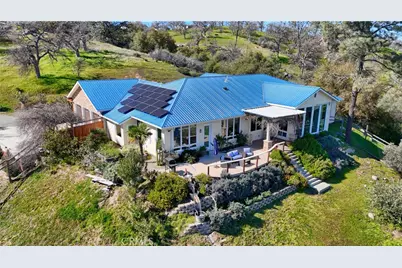 41915 John Muir, Coarsegold, CA 93614 - Photo 2