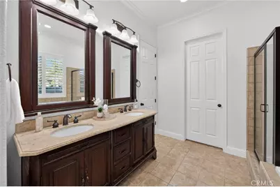 1563 E Via Mirasol, Fresno, CA 93730 - Photo 30