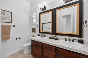 1563 E Via Mirasol, Fresno, CA 93730 - Photo 36