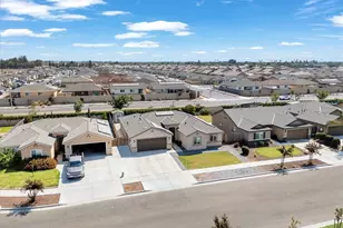 2439 Madeline Dr, Hanford, CA 93230 - Photo 6