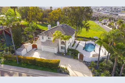 601 Marazon Lane, Vista, CA 92081 - Photo 4