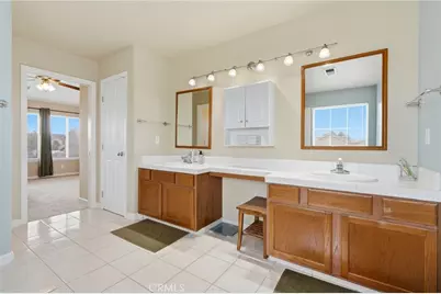 903 W Sandstone Court, Hanford, CA 93230 - Photo 40