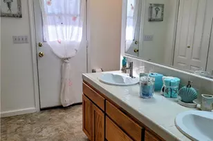 7835 N Matus, Fresno, CA 93720 - Photo 24