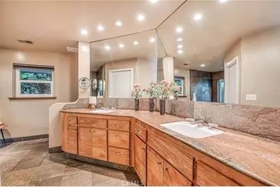 2649 Heritage Avenue, Clovis, CA 93619 - Photo 62