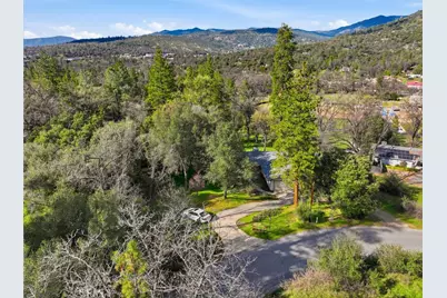 50047 Hangtree, Oakhurst, CA 93644 - Photo 12