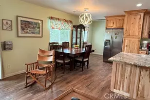 39468 Summit Dr, Oakhurst, CA 93644 - Photo 16