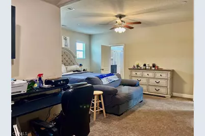 2220 N. Shady Street, Visalia, CA 93291 - Photo 10