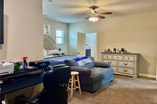 2220 N Shady St, Visalia, CA 93291 - Photo 10