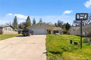 40875 Griffin, Oakhurst, CA 93644 - Photo 4