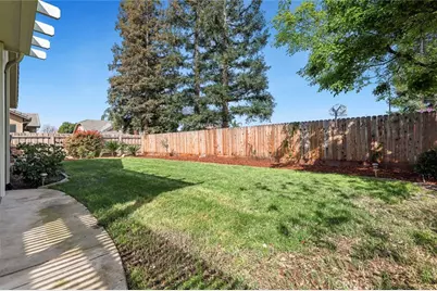 2735 Swift Avenue, Clovis, CA 93611 - Photo 26