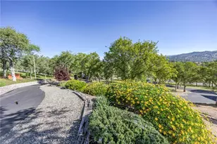 29890 Horseshoe Dr, Coarsegold, CA 93614 - Photo 8