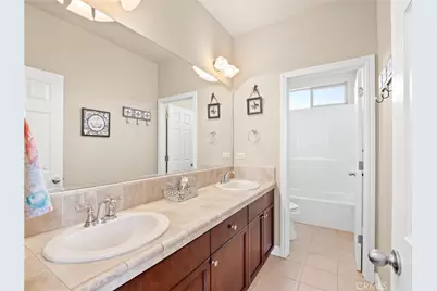 1178 Blackwood, Clovis, CA 93619 - Photo 48