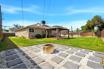 1931 N Douty, Hanford, CA 93230 - Photo 28