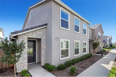 2725 E Teaberry Drive, Fresno, CA 93730 - Photo 2