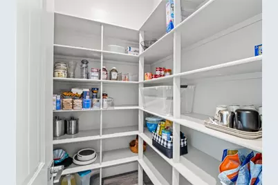 1734 N Park, Clovis, CA 93619 - Photo 20