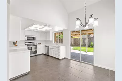 1631 E Deyoung, Fresno, CA 93720 - Photo 8