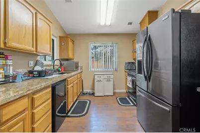 517 Tucker Avenue, Sanger, CA 93657 - Photo 8