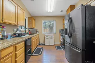 517 Tucker Ave, Sanger, CA 93657 - Photo 8