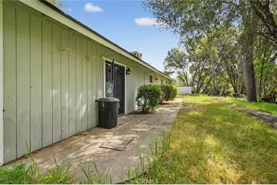 40790 Highway 49, Oakhurst, CA 93644 - Photo 28