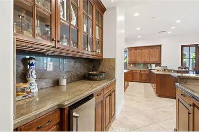 3939 W Robinwood, Visalia, CA 93291 - Photo 18