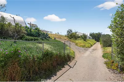 10085 W Lilac, Escondido, CA 92026 - Photo 14