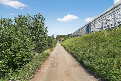 10085 W Lilac, Escondido, CA 92026 - Photo 12