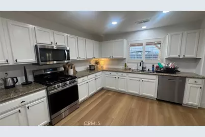 2174 W Picadilly, Hanford, CA 93230 - Photo 14