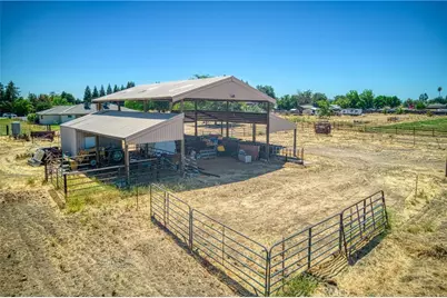 3377 N Bryan, Fresno, CA 93723 - Photo 50