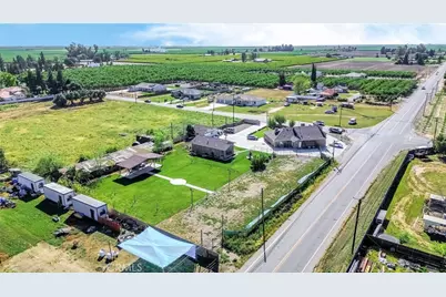 24110 Avenue 14, Madera, CA 93637 - Photo 6