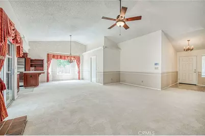 335 McKelvy, Clovis, CA 93611 - Photo 8