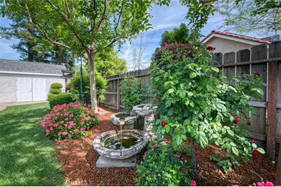 335 McKelvy, Clovis, CA 93611 - Photo 32