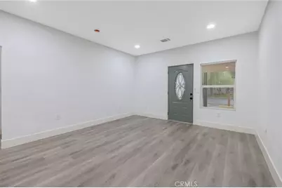 524 S 6th Street, Kerman, CA 93630 - Photo 6