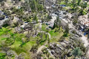 40957 Shandee Ln, Ahwahnee, CA 93601 - Photo 6