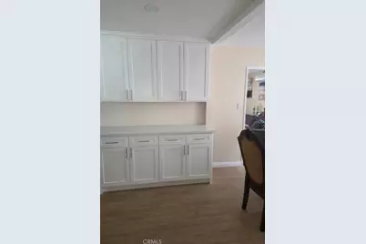 819 E 85th Street, Los Angeles, CA 90001 - Photo 6