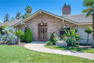 1521 S Bush, Fresno, CA 93727 - Photo 6