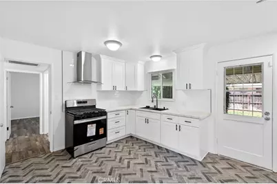 1812 W Bellaire Way, Fresno, CA 93705 - Photo 8